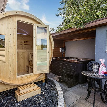 Gites Spa Strasbourg - Studio Romantique, Jacuzzi, Sauna, Terrasse Privee Furdenheim Eksteriør bilde