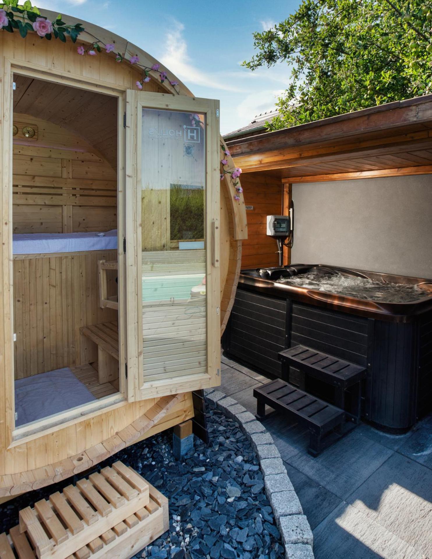 Gites Spa Strasbourg - Studio Romantique, Jacuzzi, Sauna, Terrasse Privee Furdenheim Eksteriør bilde